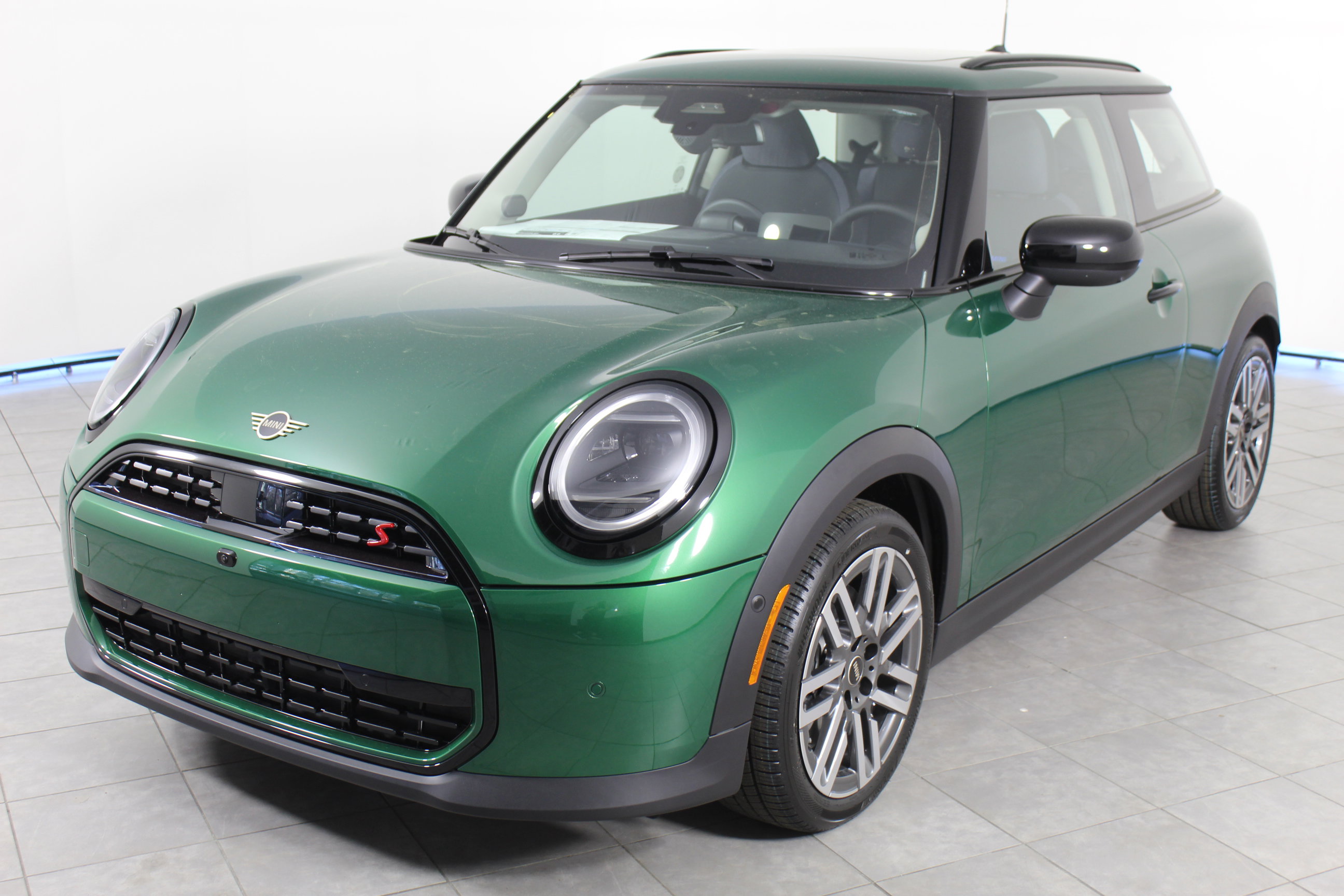 New 2025 MINI Cooper S image 4
