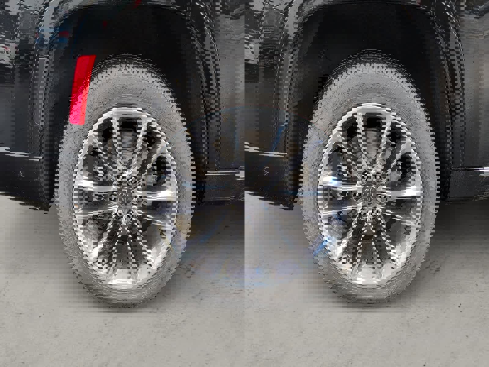 Used 2025 Jeep Wagoneer Series III w/ Premium Group I image 9