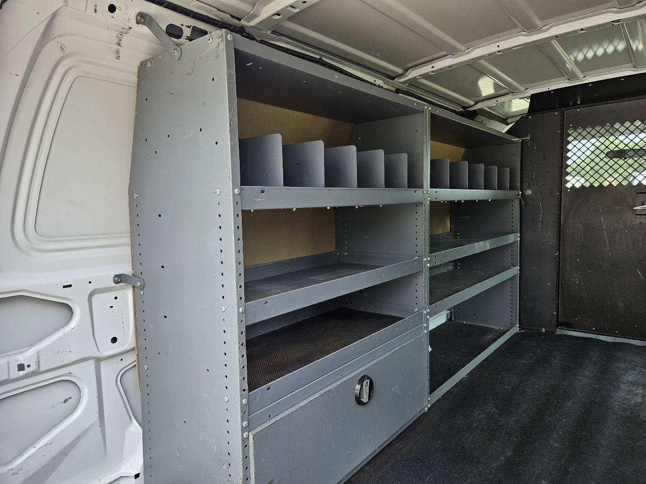 Used 2012 Ford E-250 and Econoline 250 w/ PWR Group RWD image 17