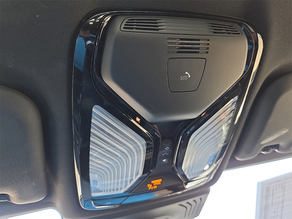 Used 2023 BMW X3 sDrive30i w/ Convenience Package image 9