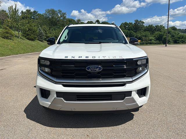 New 2026 Ford Expedition Platinum w/ Driver's Package AWD/4WD image 7