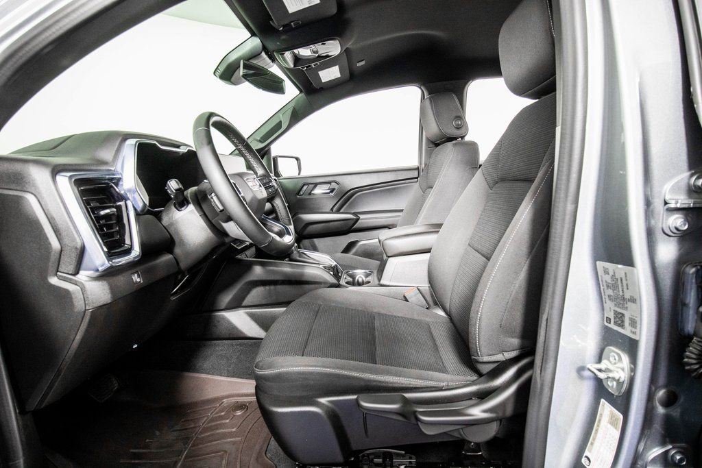 Used 2024 GMC Canyon Elevation image 9