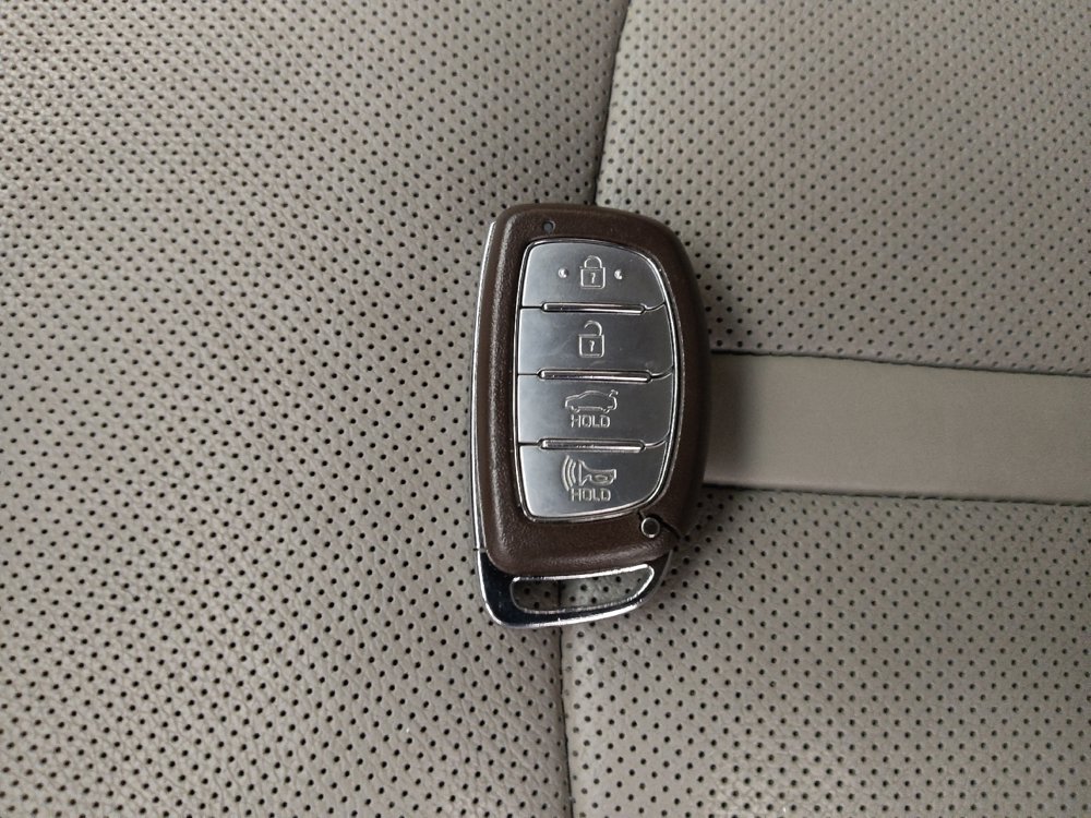 Used 2018 Hyundai Sonata Limited FWD image 32