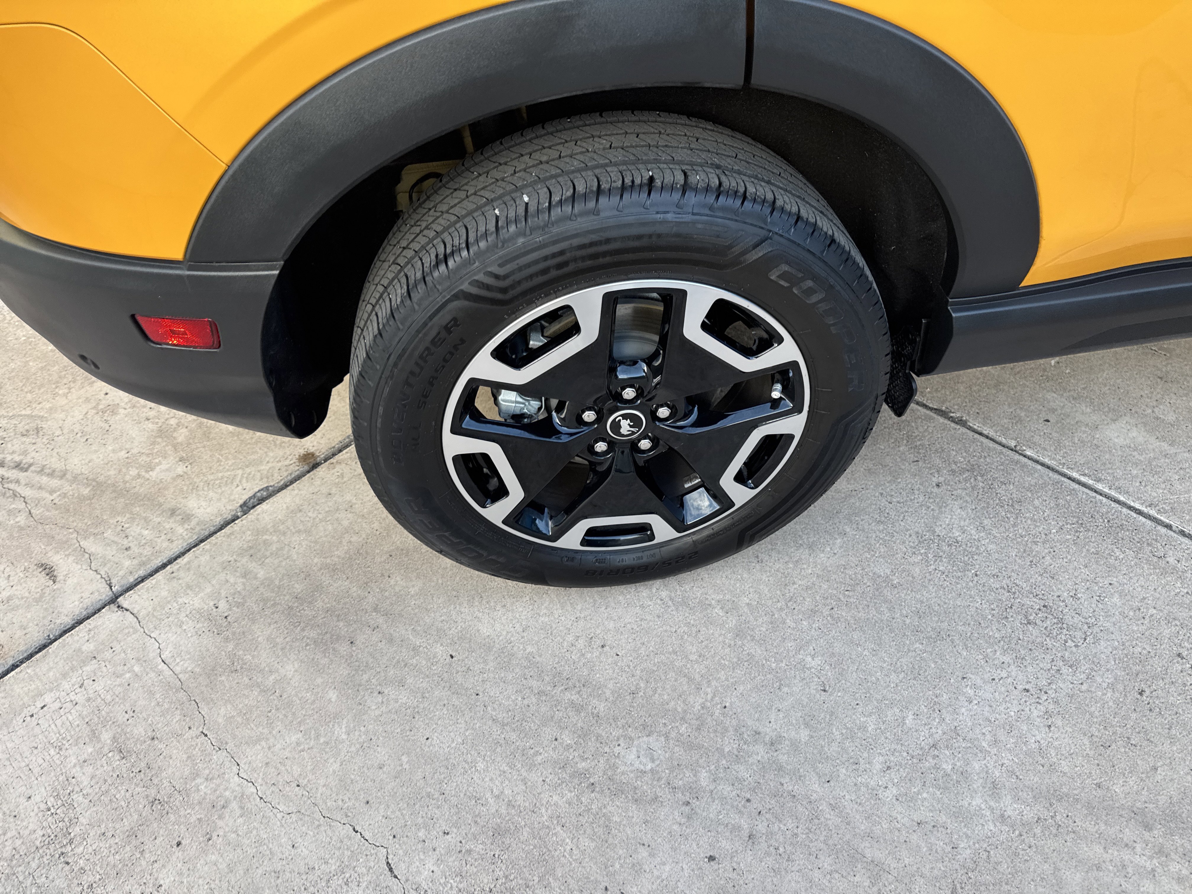 Used 2022 Ford Bronco Sport Outer Banks w/ Tech Package image 9