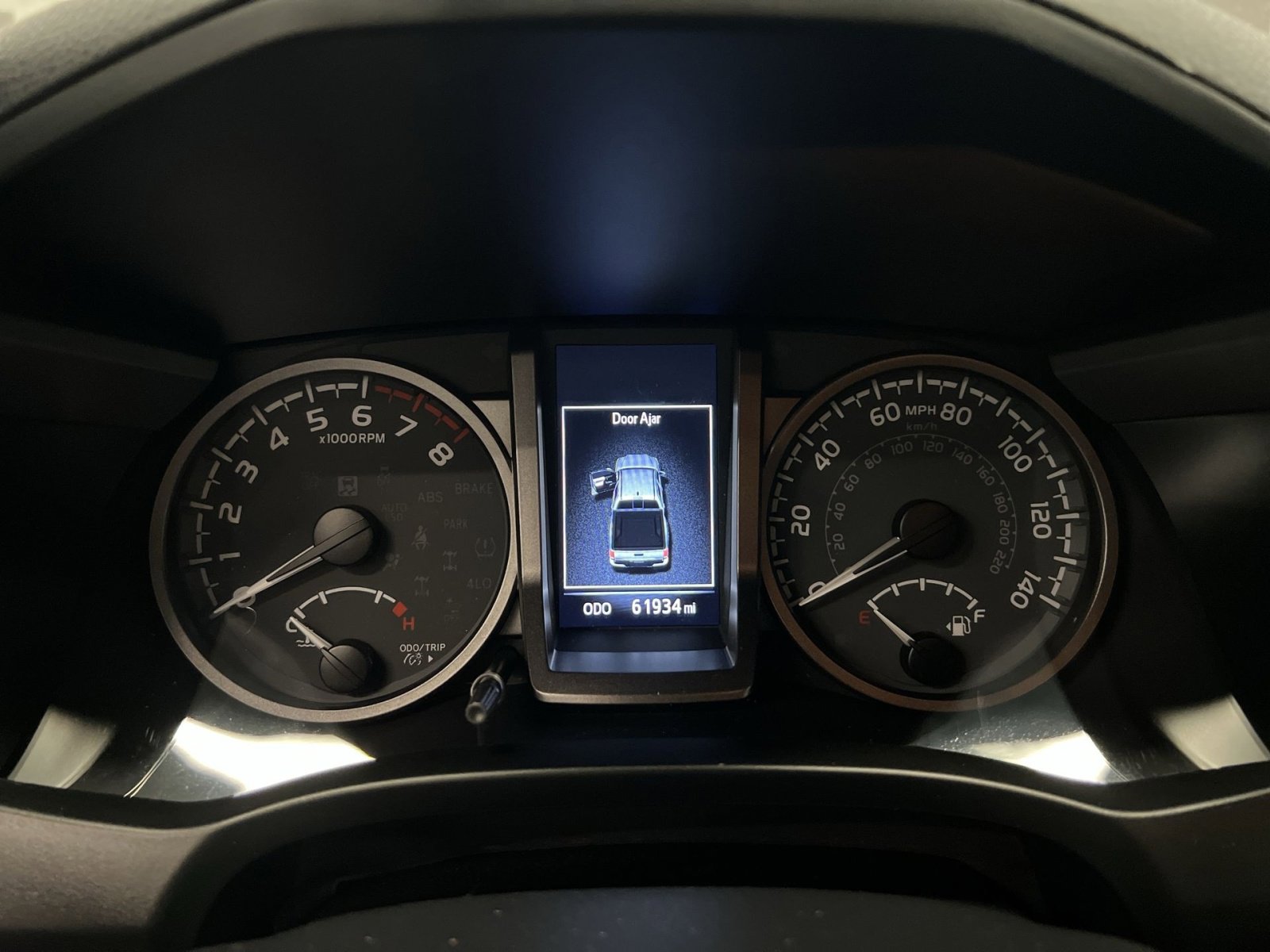 Used 2022 Toyota Tacoma TRD Sport w/ Technology Package AWD/4WD image 14