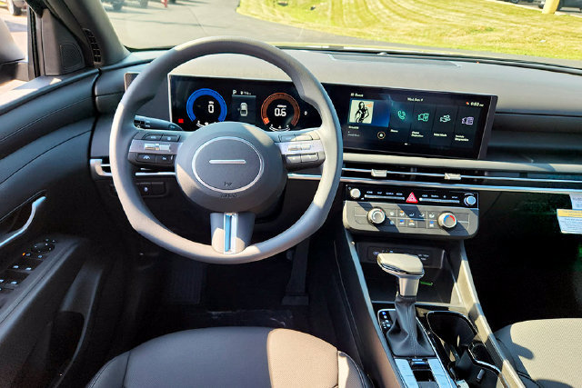 New 2026 Hyundai Santa Cruz SEL AWD/4WD image 3