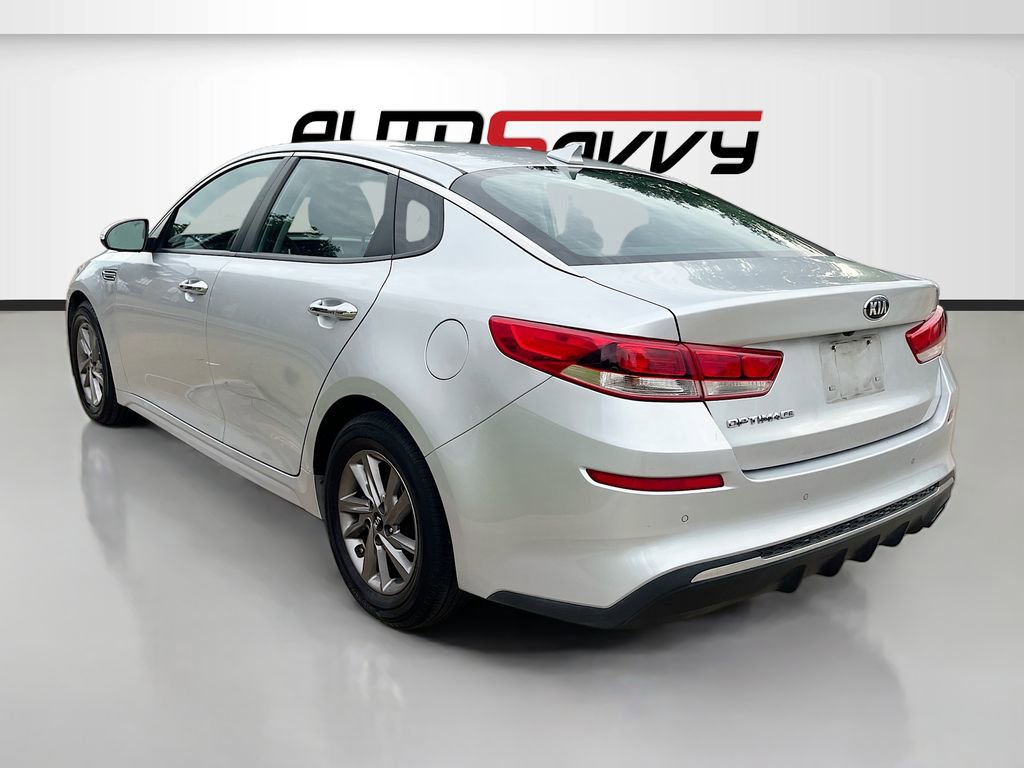 Used 2020 Kia Optima LX FWD image 5