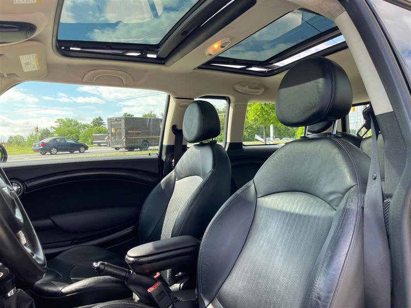 Used 2011 MINI Cooper Clubman S image 23