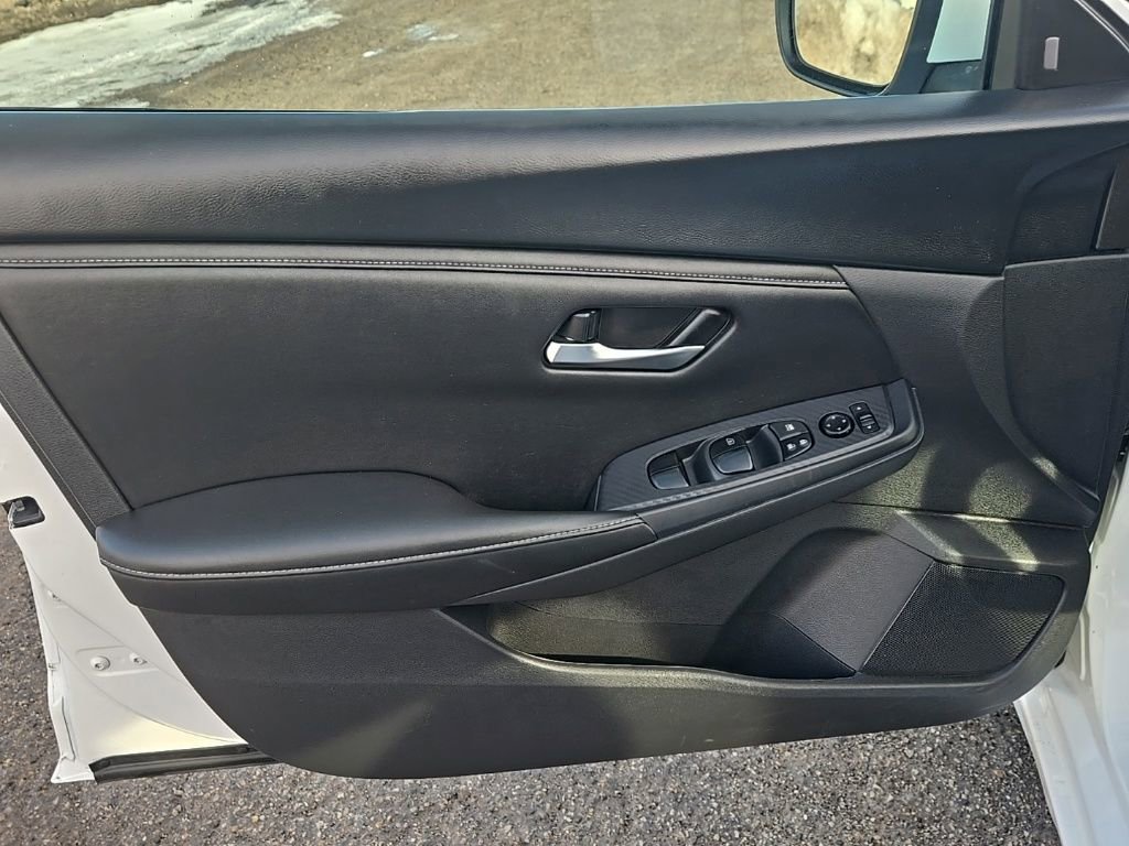 Used 2024 Nissan Sentra SV image 19