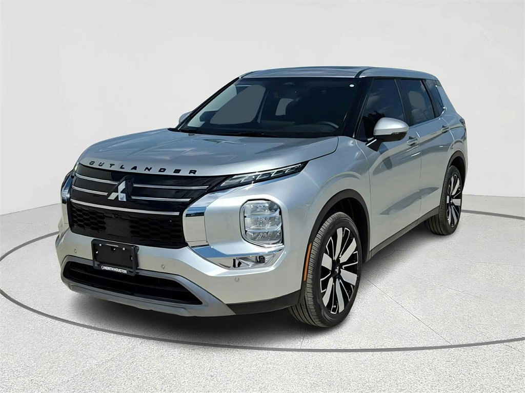 New 2025 Mitsubishi Outlander SE