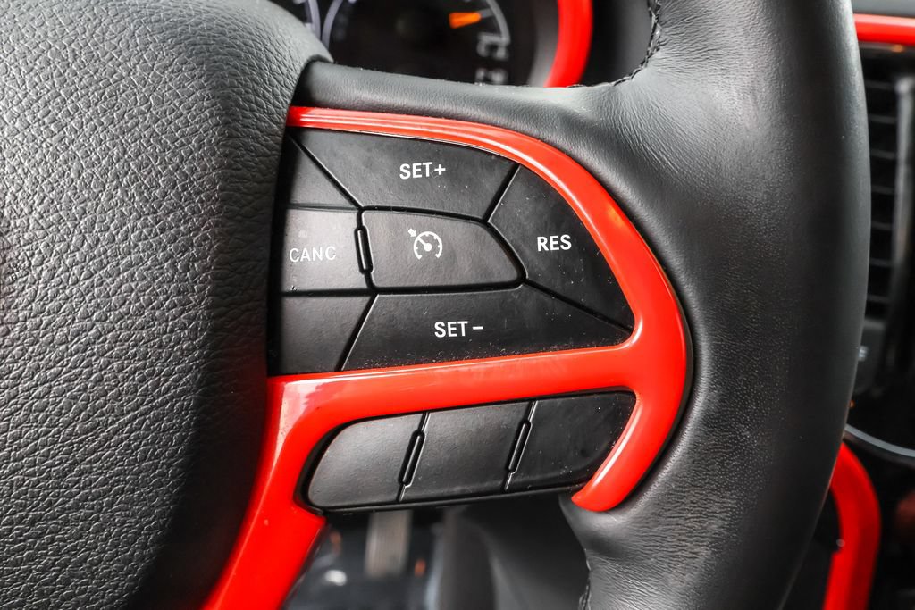 Used 2019 Jeep Grand Cherokee Altitude AWD/4WD image 23