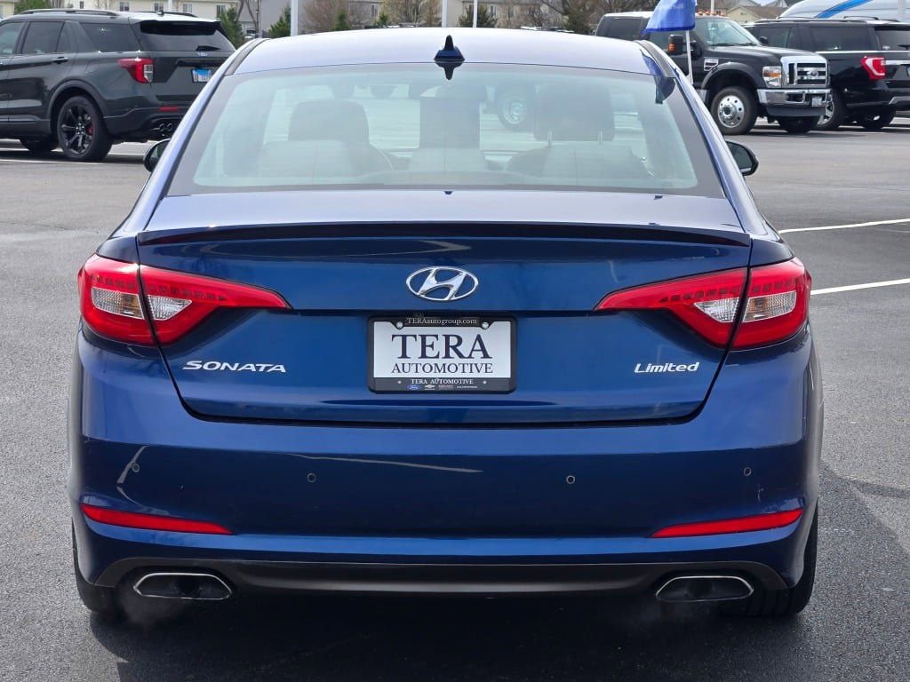 Used 2017 Hyundai Sonata Limited w/ Ultimate Package 04 FWD image 15