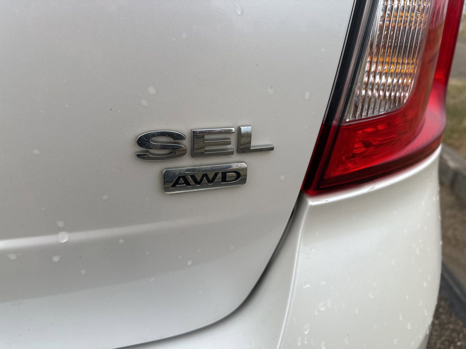 Used 2011 Ford Edge SEL w/ 202A Rapid Spec Order Code AWD/4WD image 6