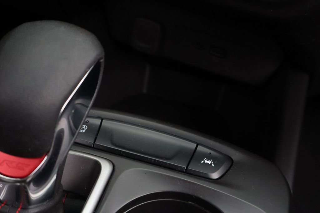 Used 2024 Chevrolet Trax RS image 23