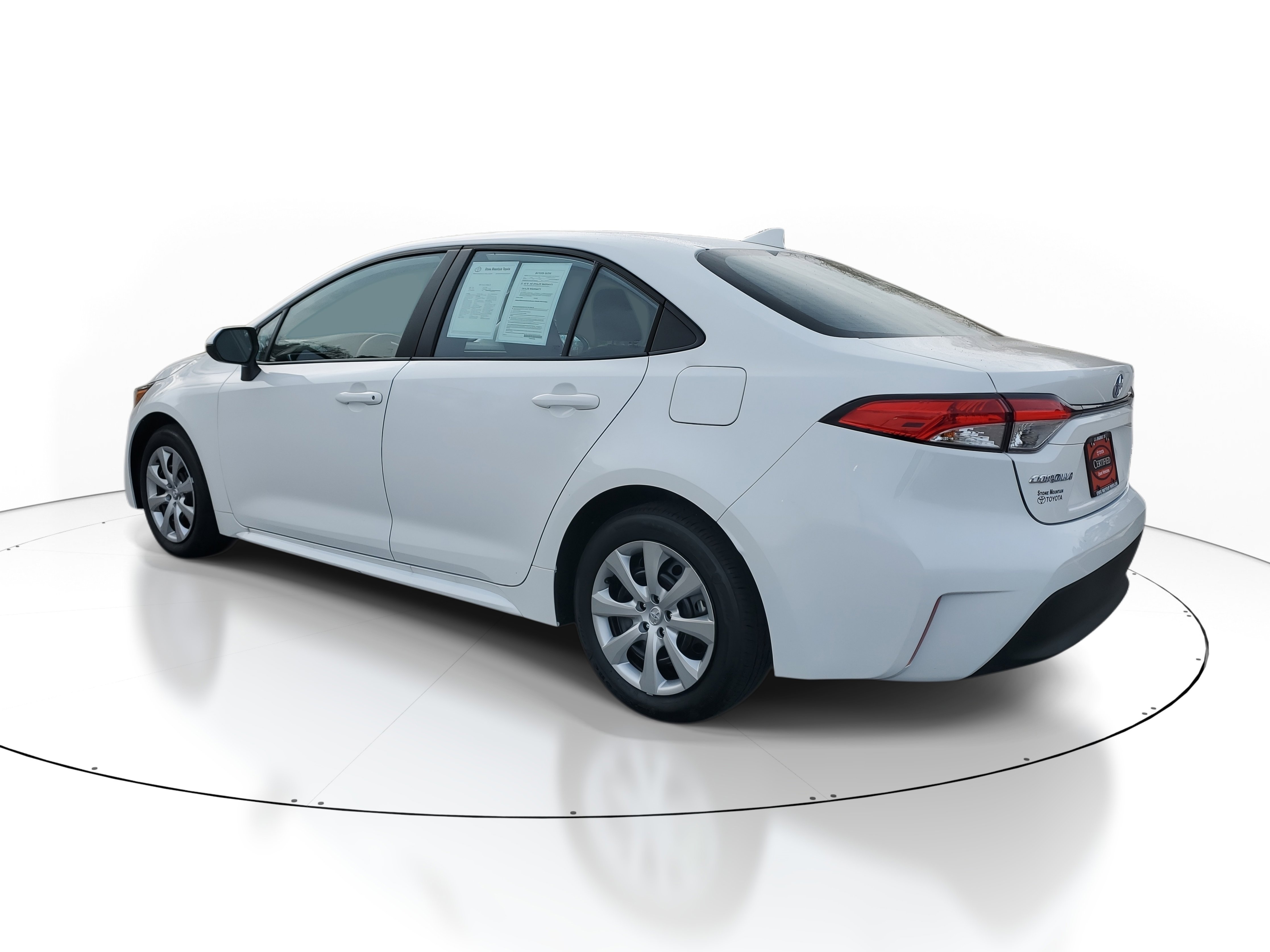 Certified 2025 Toyota Corolla LE image 4