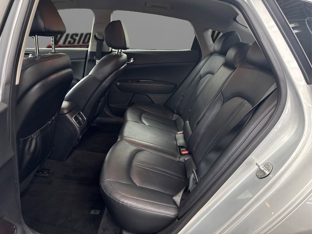Used 2019 Kia Optima EX image 10