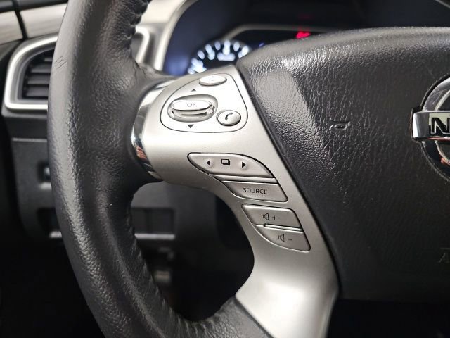Used 2018 Nissan Murano SV w/ Premium Package AWD/4WD image 19