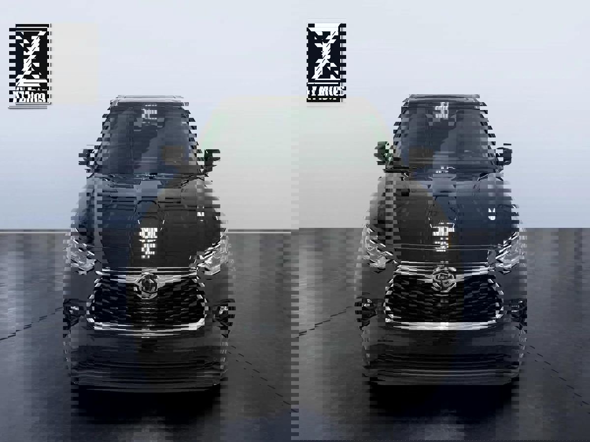 Used 2021 Toyota Highlander Limited image 8