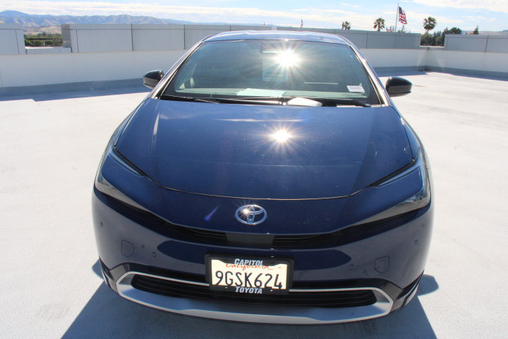 Used 2023 Toyota Prius Prime FWD image 7