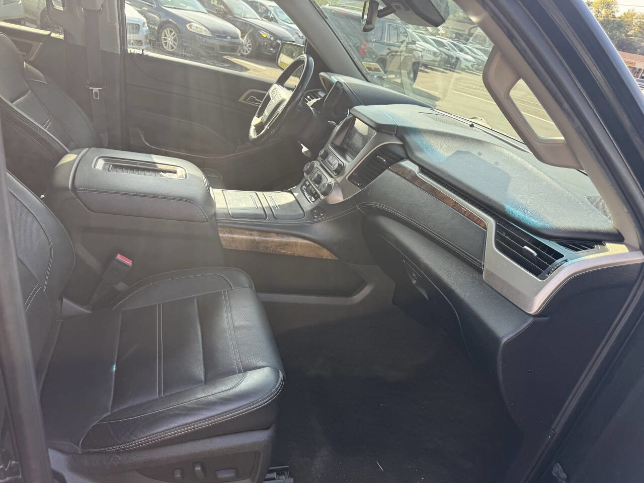 Used 2016 GMC Yukon XL Denali w/ Open Road Package image 15