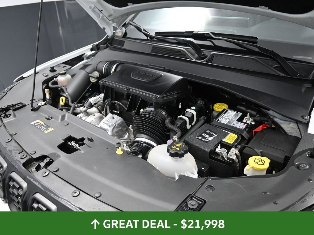 Used 2025 Jeep Compass Trailhawk w/ Trailer Tow Group image 13