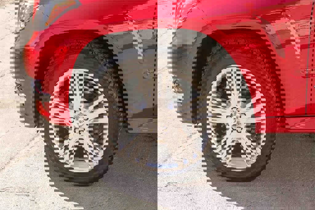 Used 2014 Mercedes-Benz GLK 350 4MATIC image 5