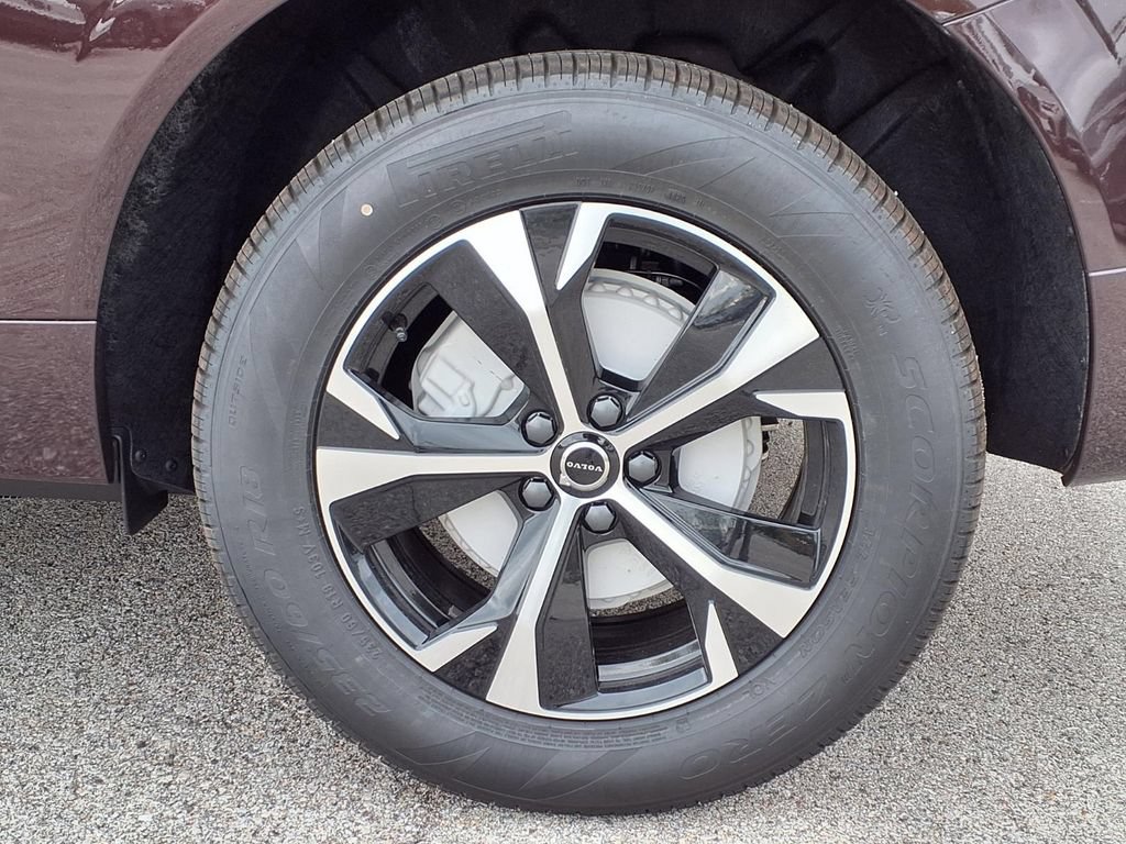 New 2026 Volvo XC60 B5 Core w/ Climate Package AWD/4WD image 6