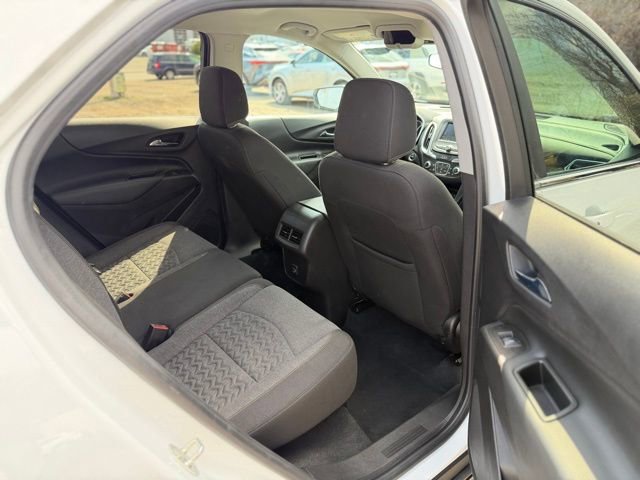 Used 2022 Chevrolet Equinox LT AWD/4WD image 10