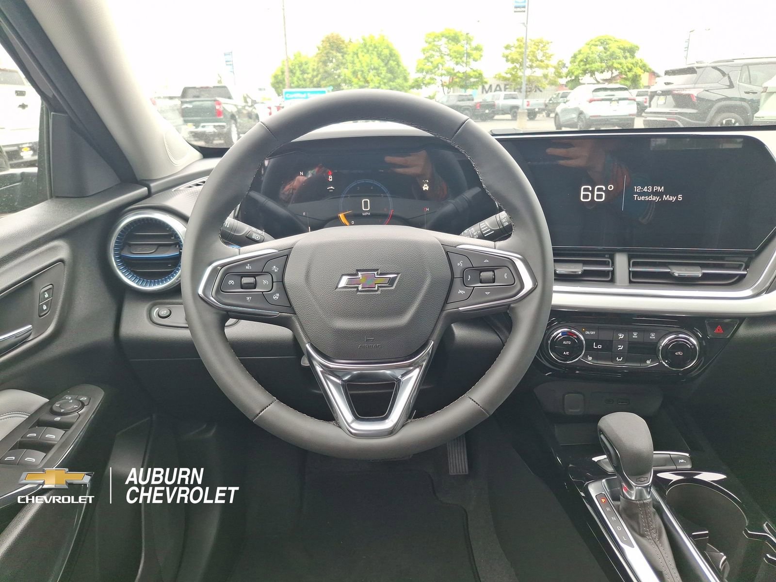 New 2026 Chevrolet Trax LT w/ Driver Confidence Package FWD image 10