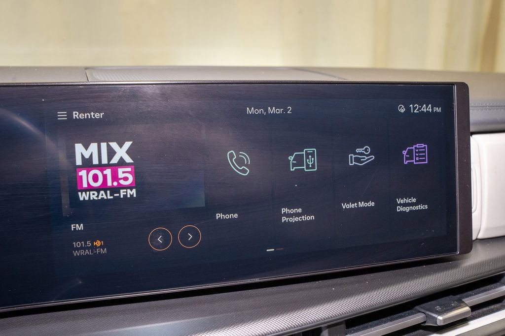 Used 2024 Hyundai Santa Fe SEL image 14