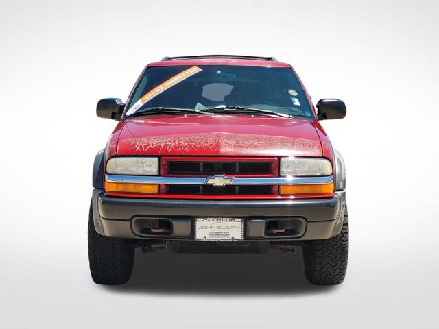 Used 2001 Chevrolet Blazer LS w/ Preferred Equipment Group AWD/4WD image 2
