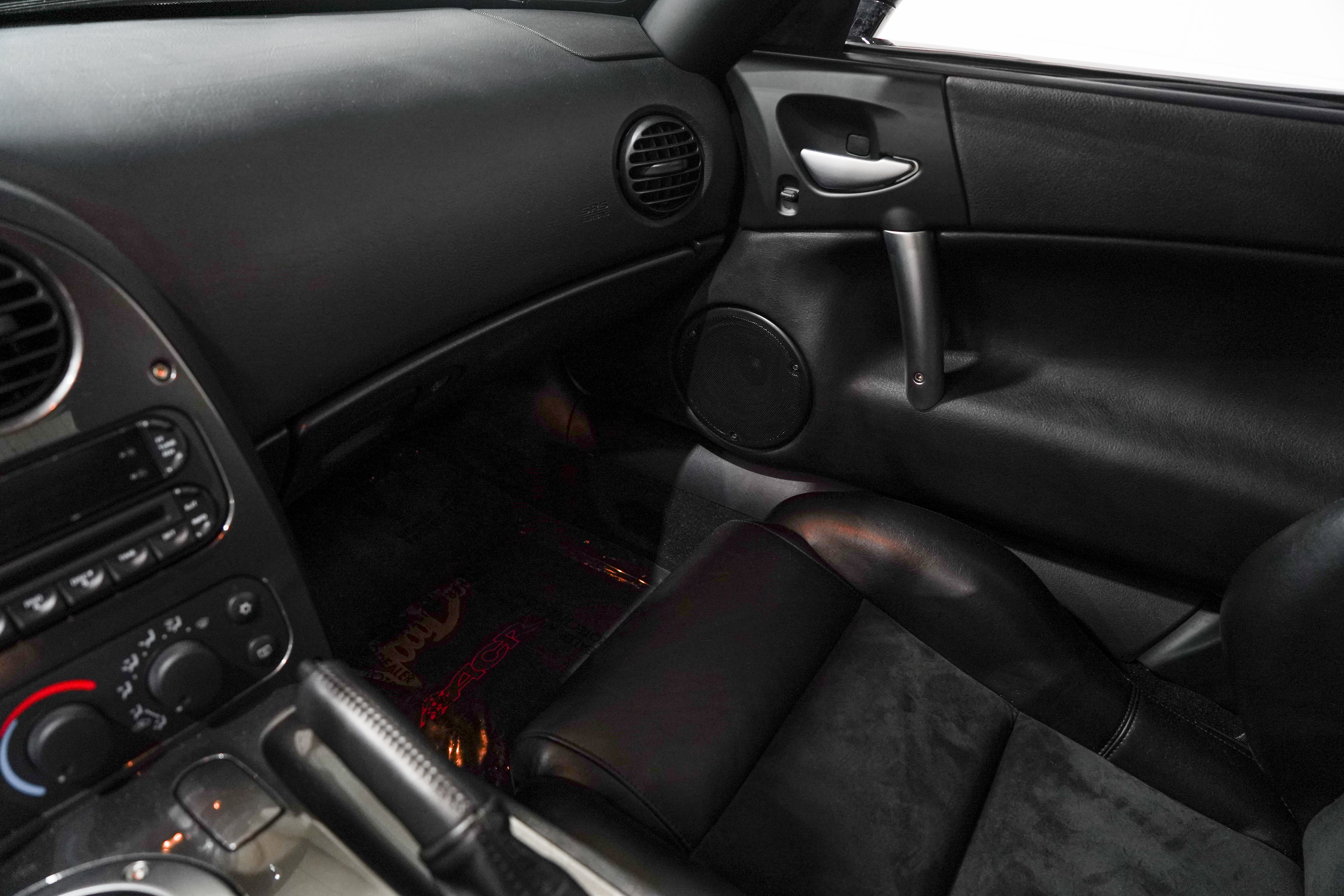 Used 2010 Dodge Viper ACR RWD image 13