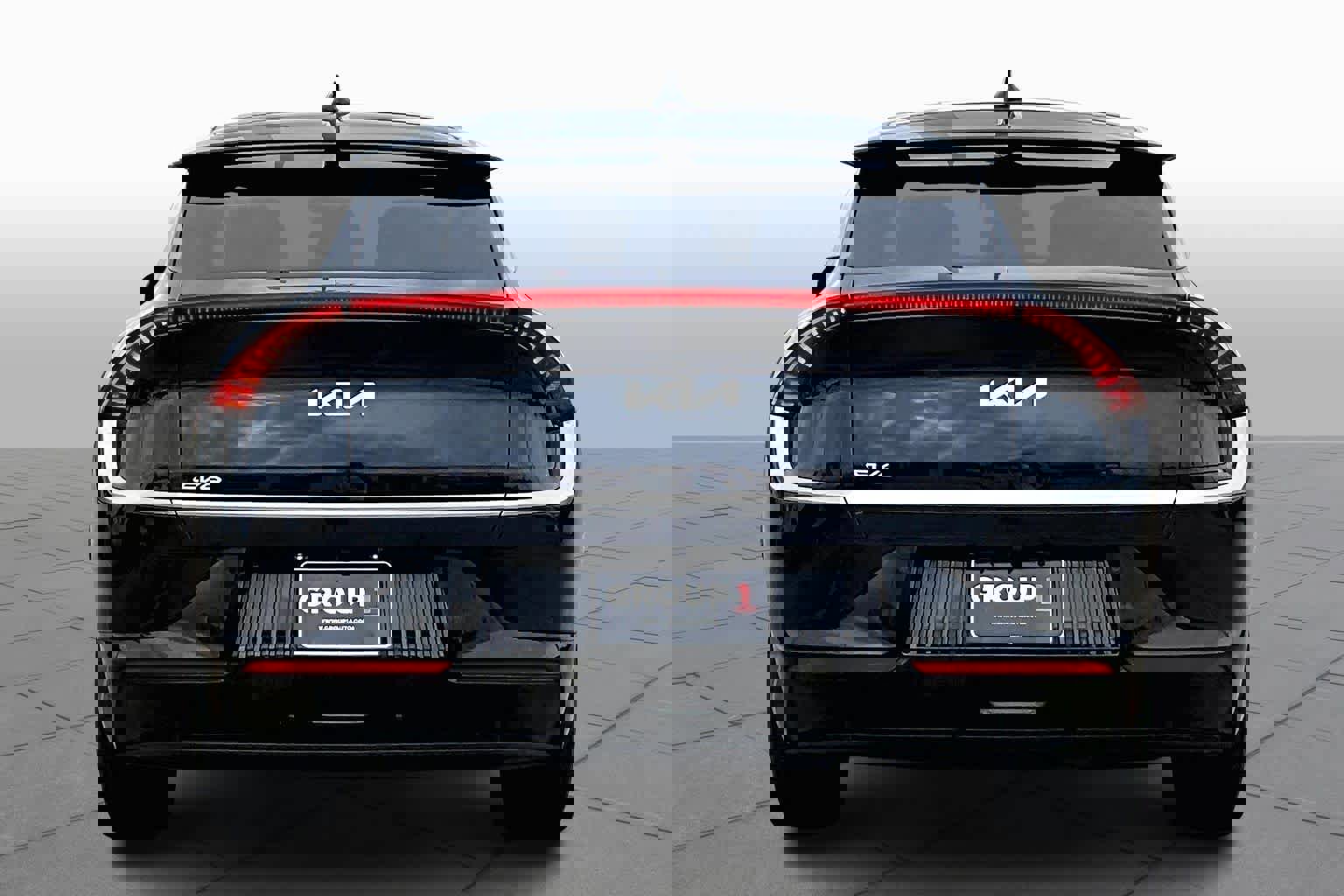 Used 2022 Kia EV6 Wind image 4