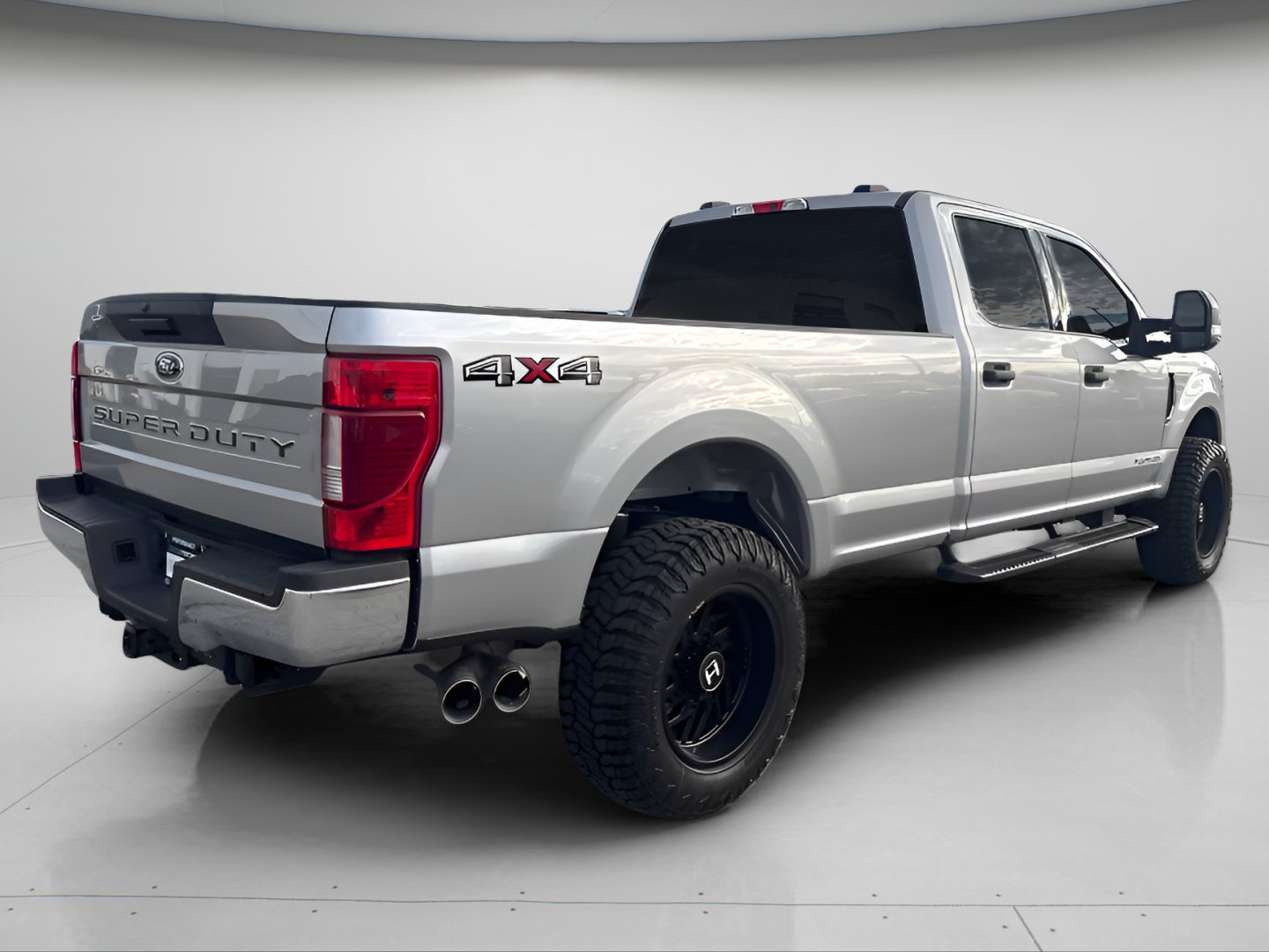 Used 2022 Ford F250 XLT AWD/4WD image 5