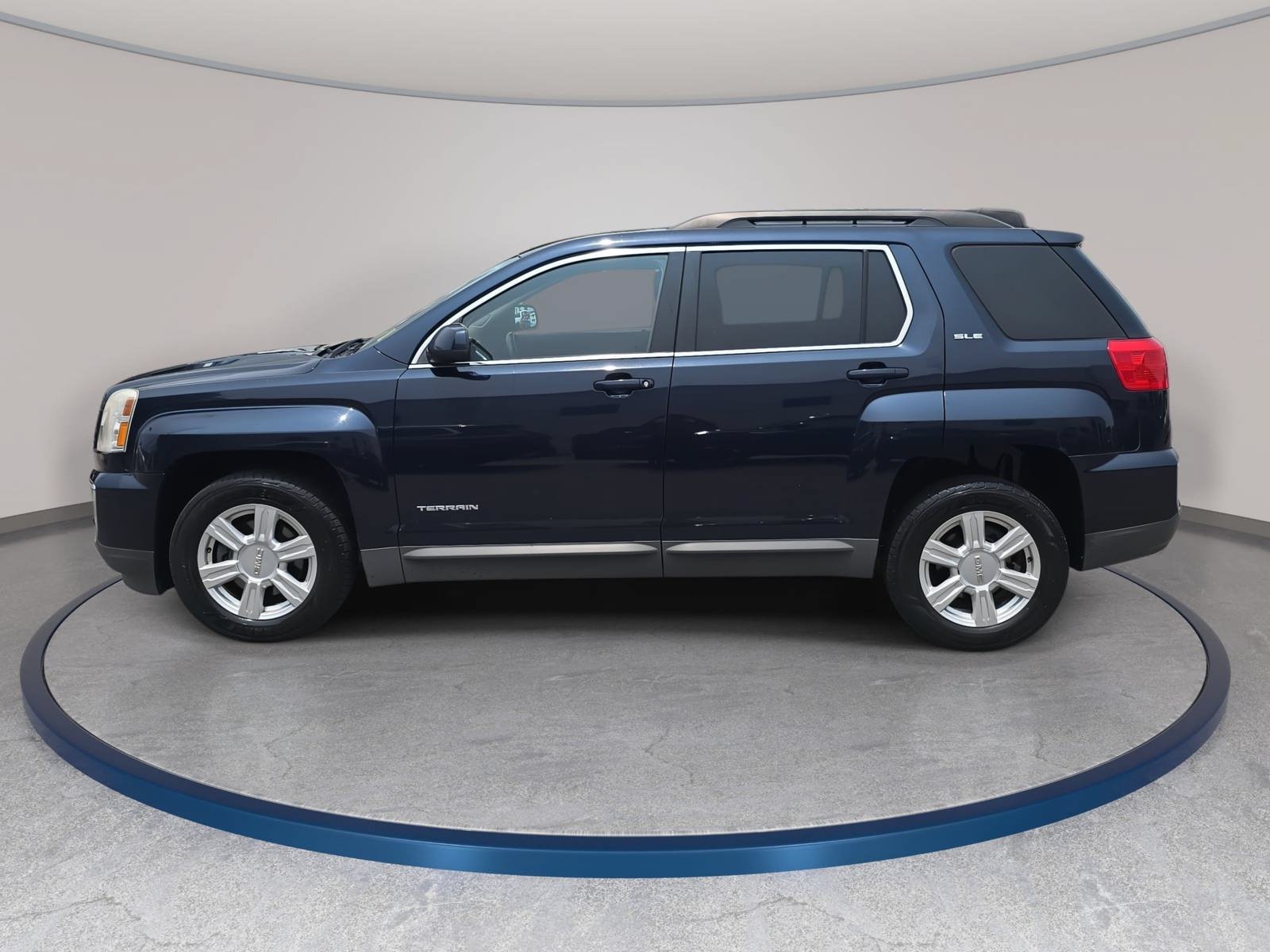 Used 2016 GMC Terrain SLE w/ Convenience Package FWD image 8