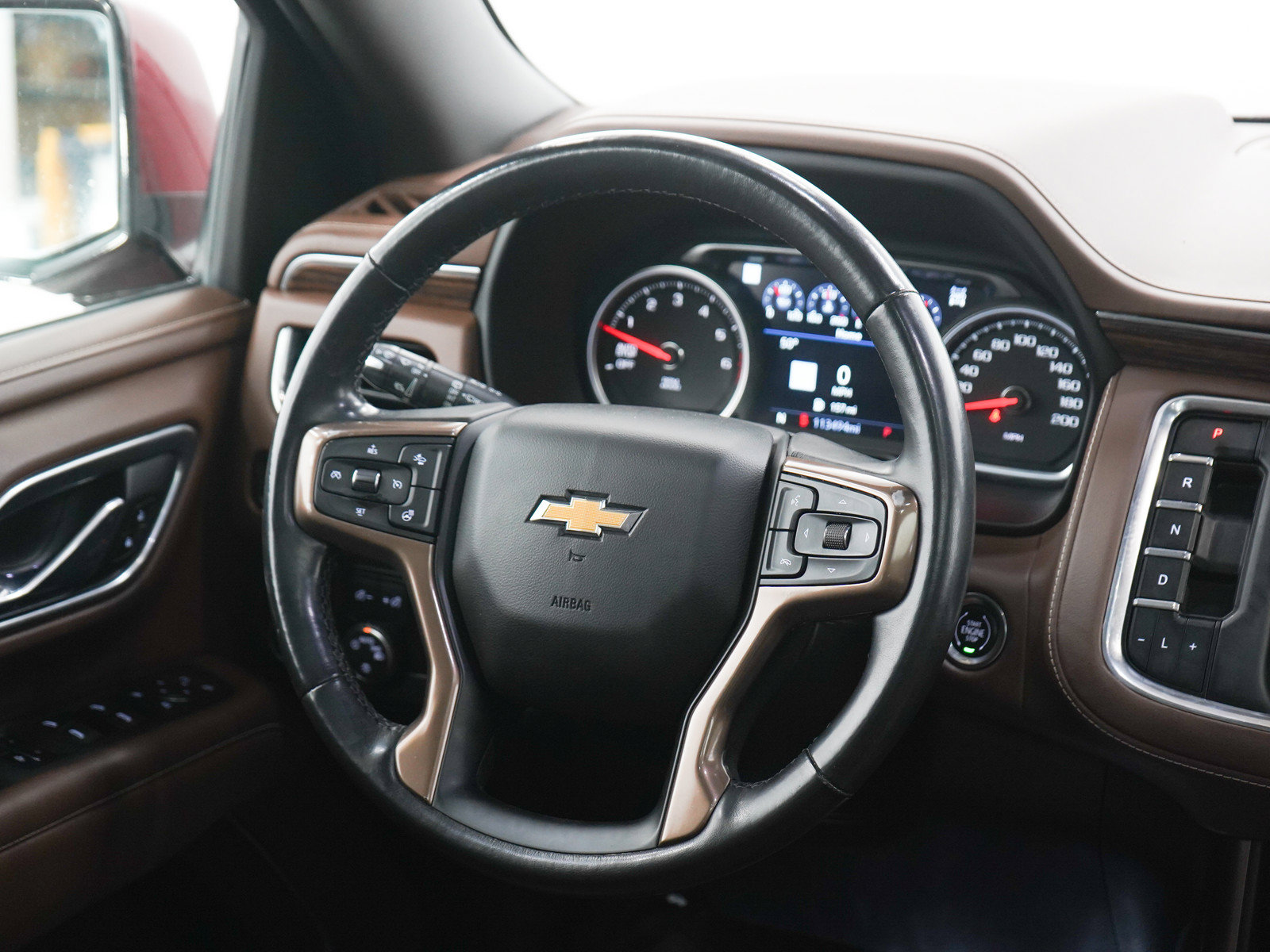 Used 2021 Chevrolet Suburban High Country w/ Premium Package AWD/4WD image 17