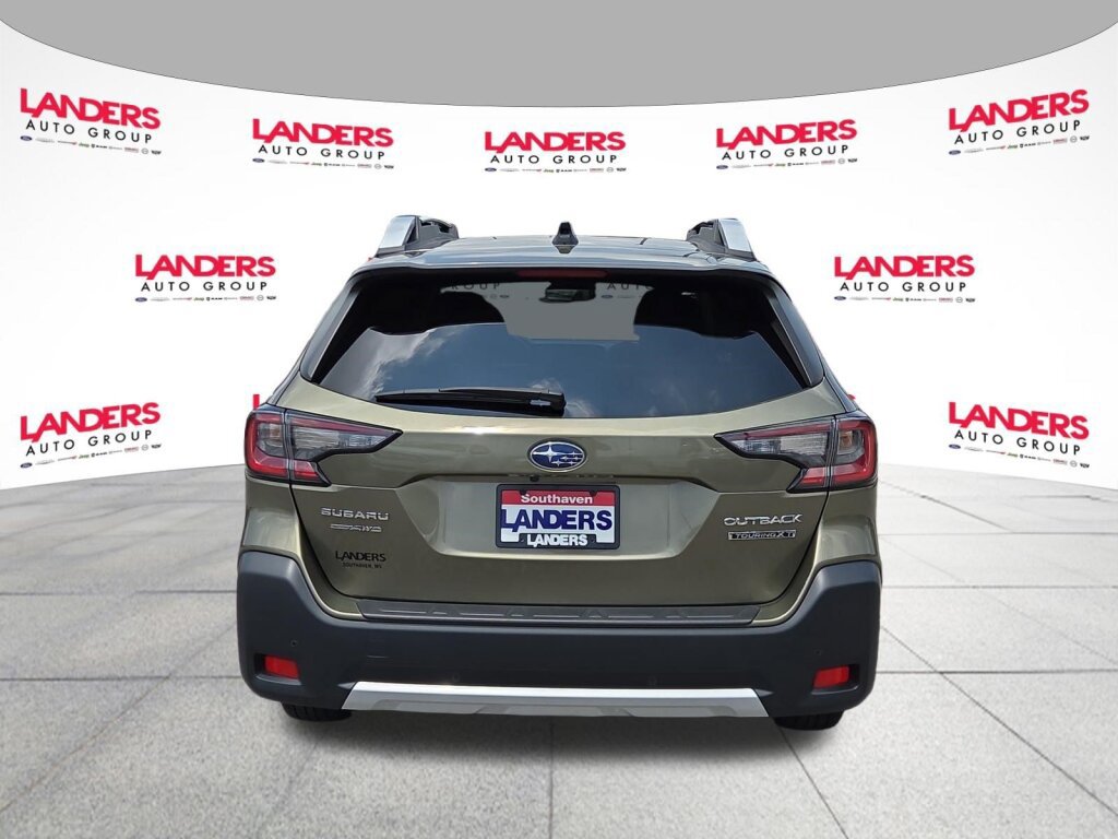 Used 2025 Subaru Outback Touring XT AWD/4WD image 4