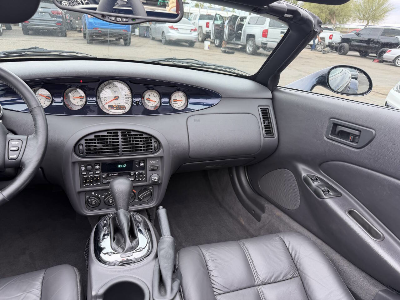 Used 2001 Chrysler Prowler image 28