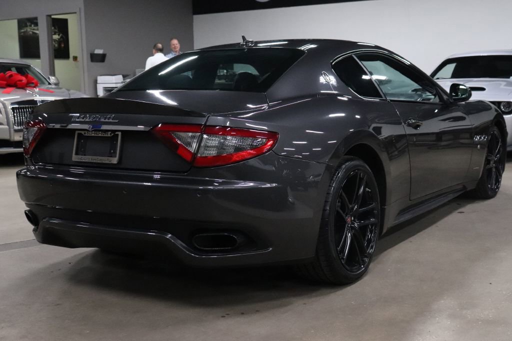 Used 2017 Maserati GranTurismo MC image 5