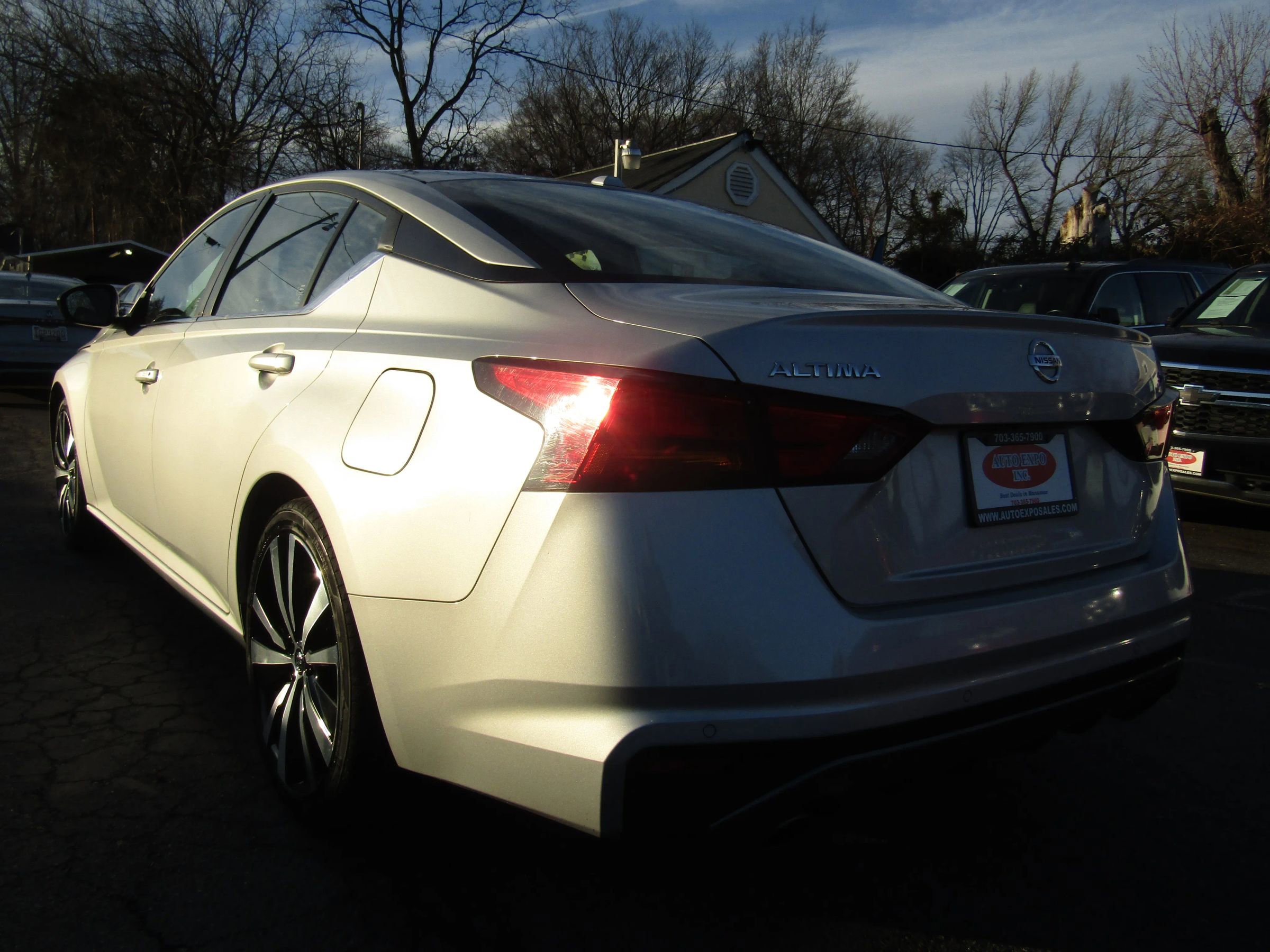 Used 2021 Nissan Altima 2.5 SR FWD image 5