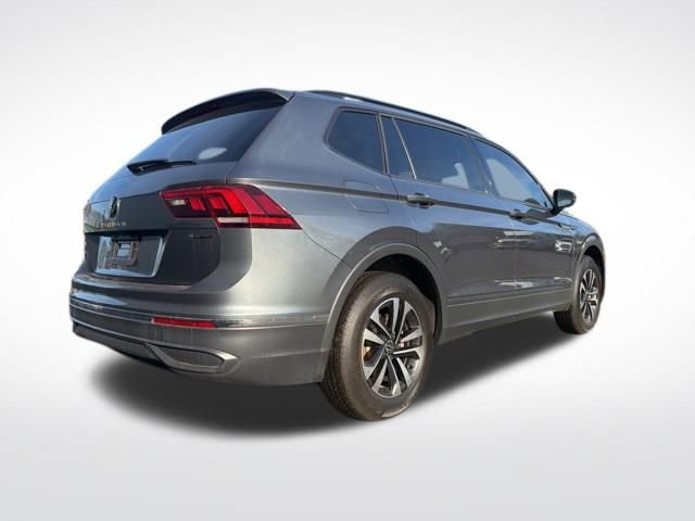 Used 2024 Volkswagen Tiguan S image 9