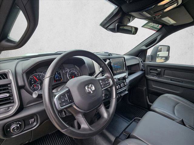 Used 2025 RAM 2500 Tradesman w/ Chrome Appearance Group AWD/4WD image 9