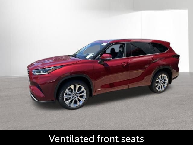 Certified 2026 Toyota Highlander Limited AWD/4WD image 22