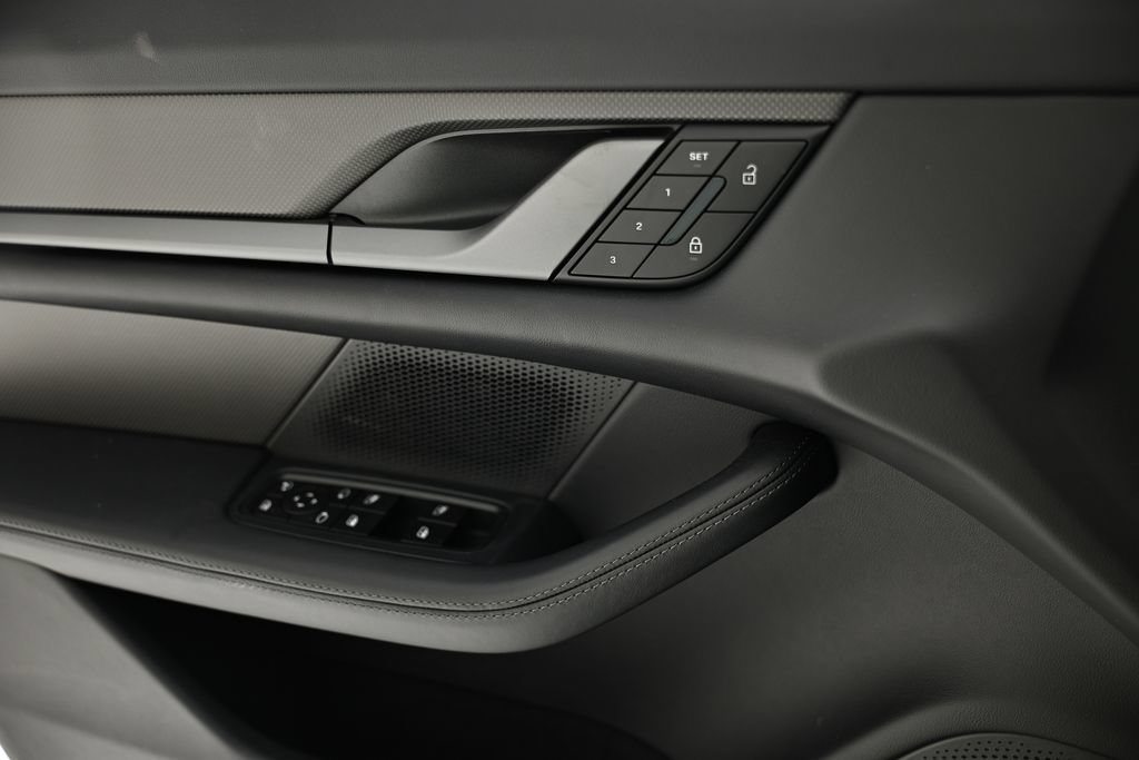 New 2026 Porsche Taycan RWD image 19
