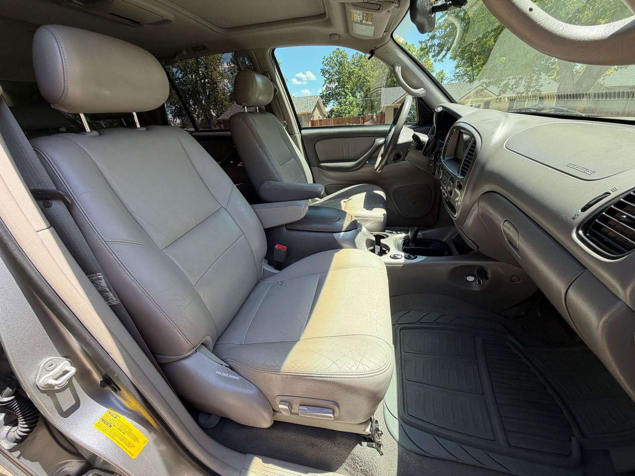 Used 2004 Toyota Sequoia Limited AWD/4WD image 19