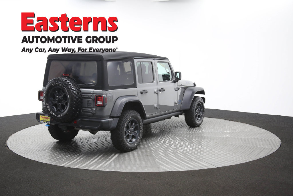 Used 2023 Jeep Wrangler Unlimited w/ Cold Weather Group AWD/4WD image 44