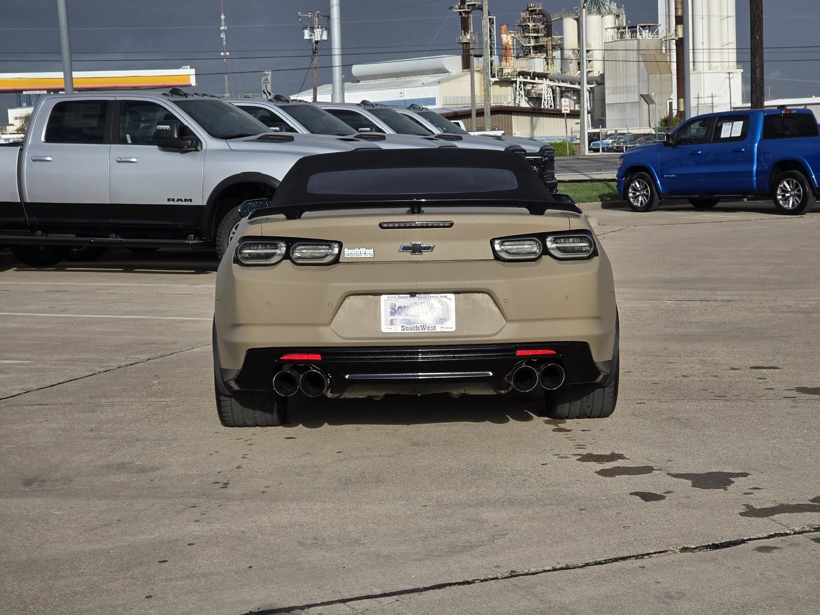 Used 2020 Chevrolet Camaro ZL1 RWD image 8