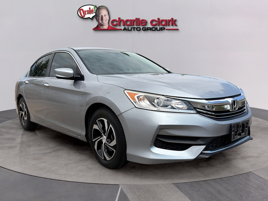 Used 2017 Honda Accord LX image 7