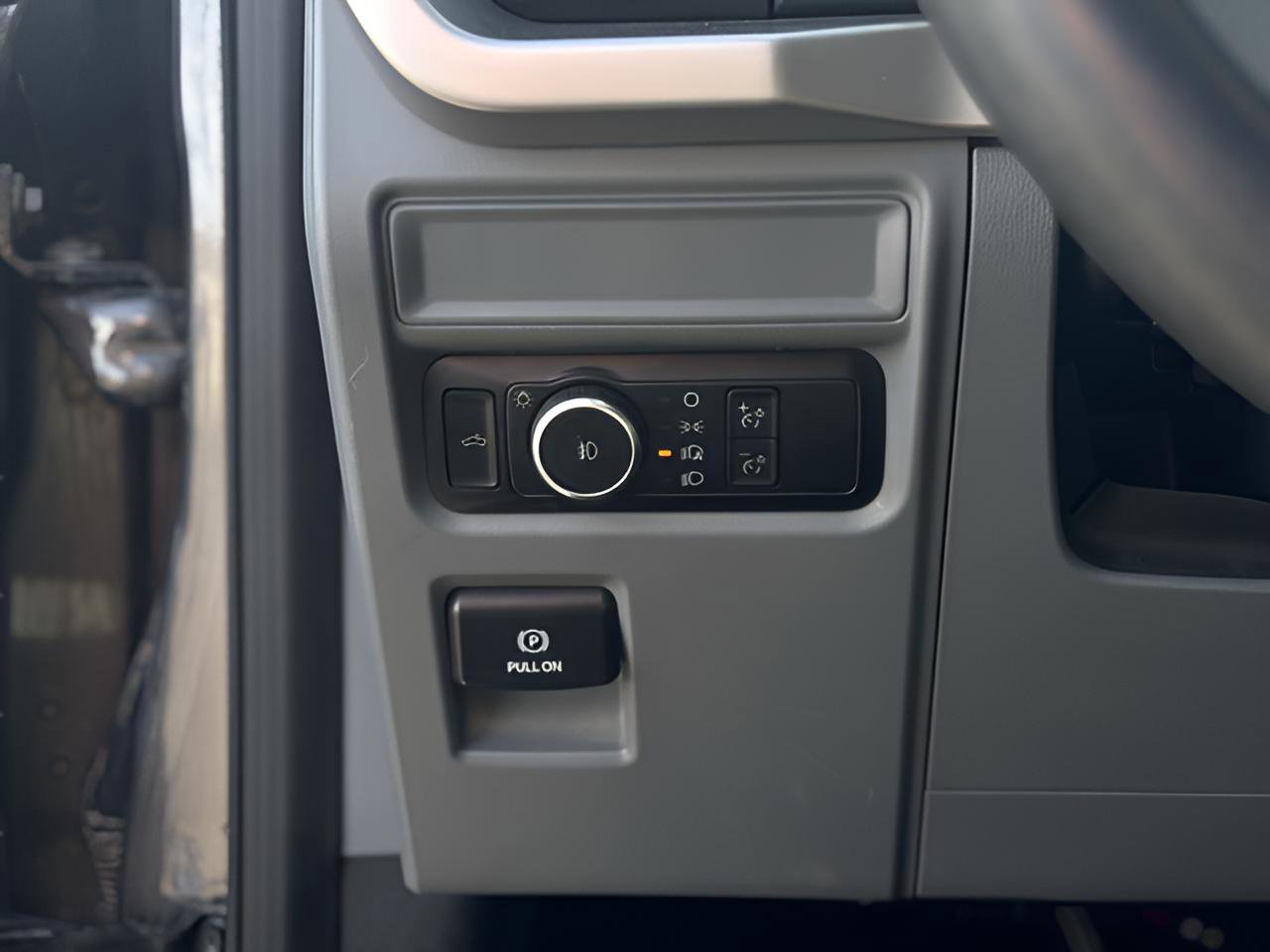 Used 2023 Ford F150 XLT image 12