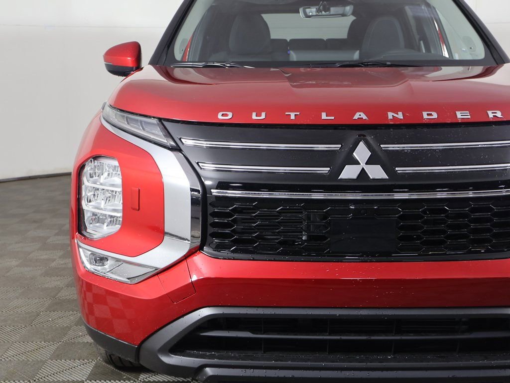 New 2026 Mitsubishi Outlander ES AWD/4WD image 13